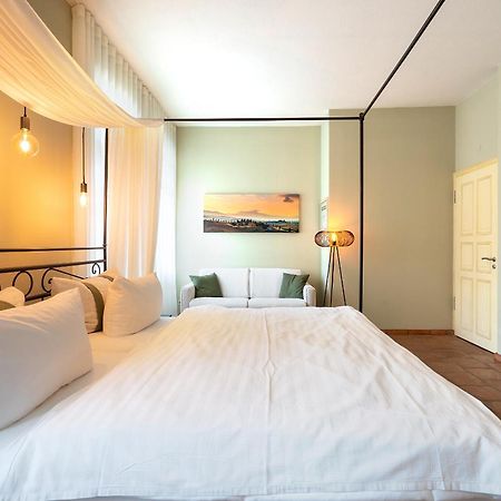 Albergo-Toscana บาดชานเดา ภายนอก รูปภาพ