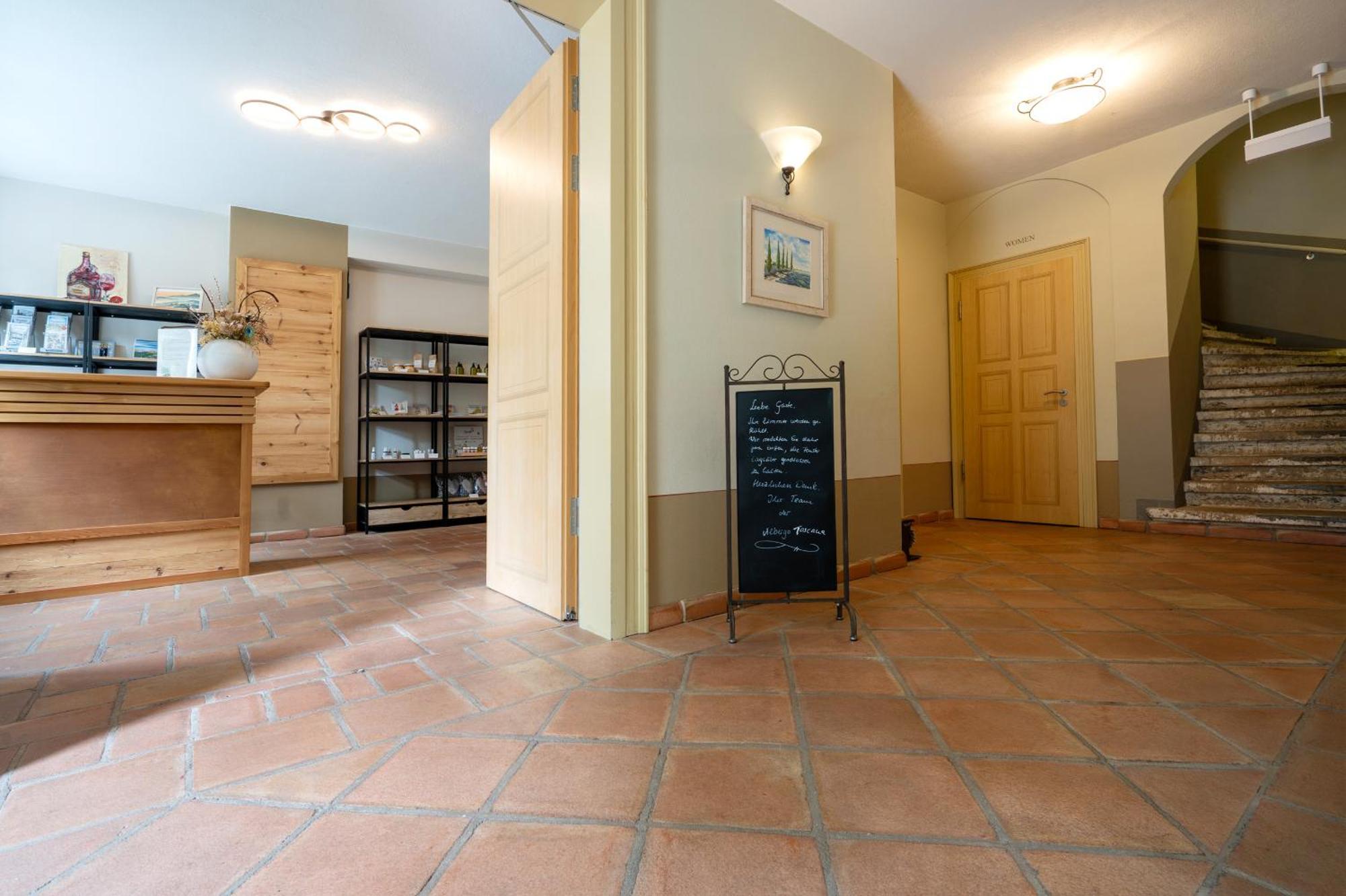 Albergo-Toscana บาดชานเดา ภายนอก รูปภาพ