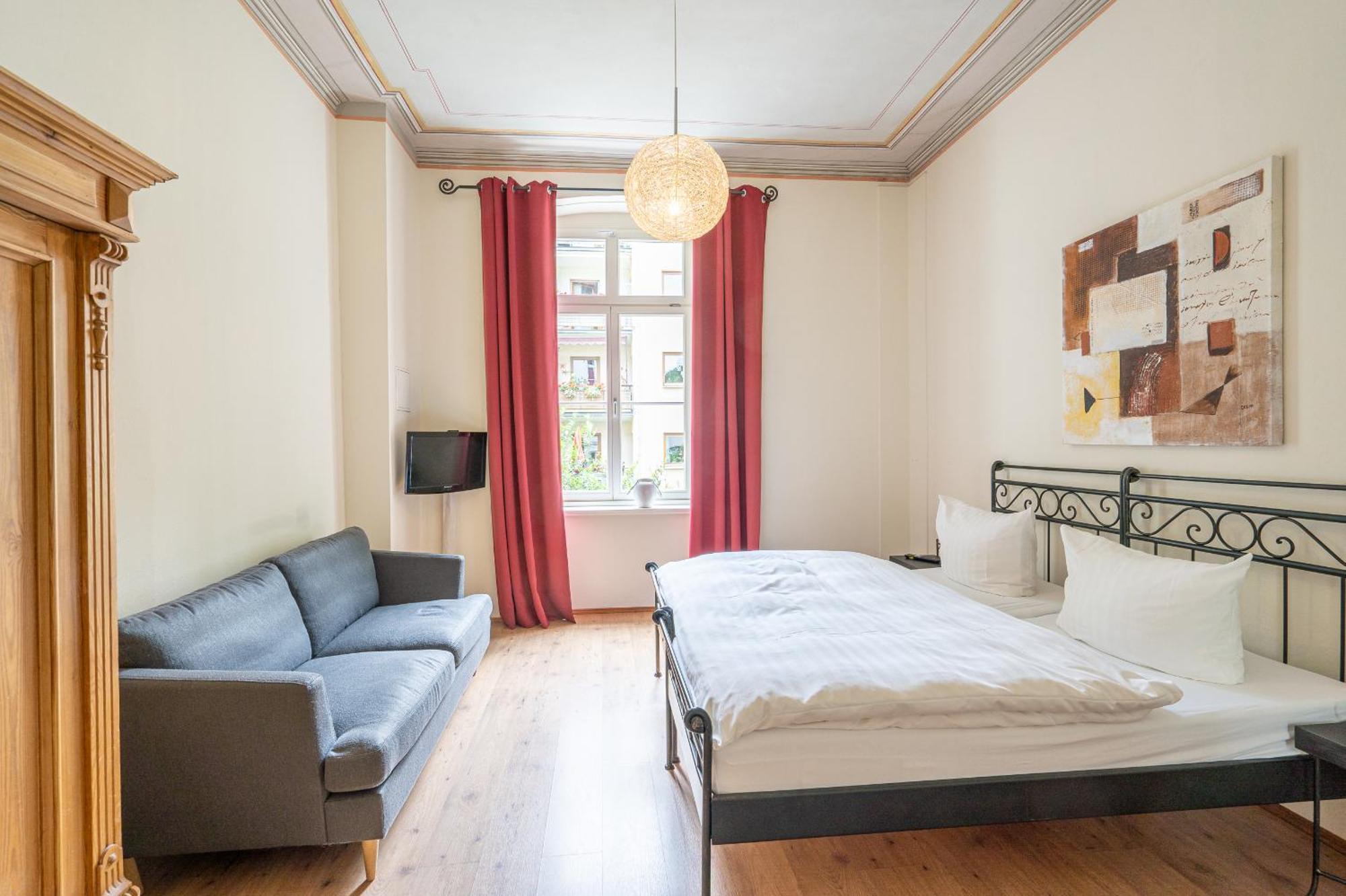 Albergo-Toscana บาดชานเดา ภายนอก รูปภาพ
